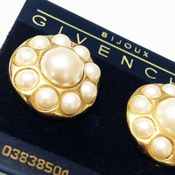 Givenchy Vintage Faux Pearl Cluster Clip Earrings 80's Dead Stock - Picture 3 of 8
